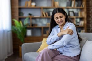 upper-extremity_DVT Upper extremity DVT is also called an arm blood clot